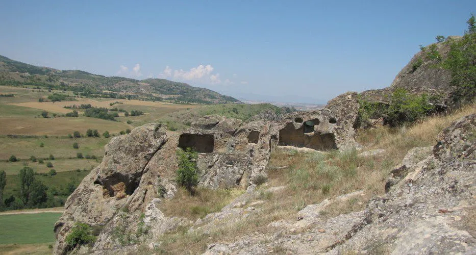 akropola-monaski-kelii3-933x500