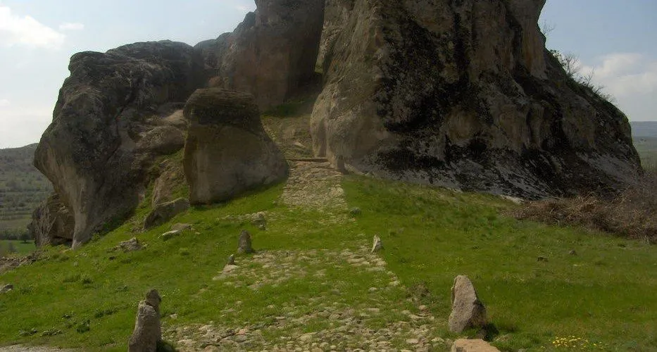 cocev-kamen-3-933x500